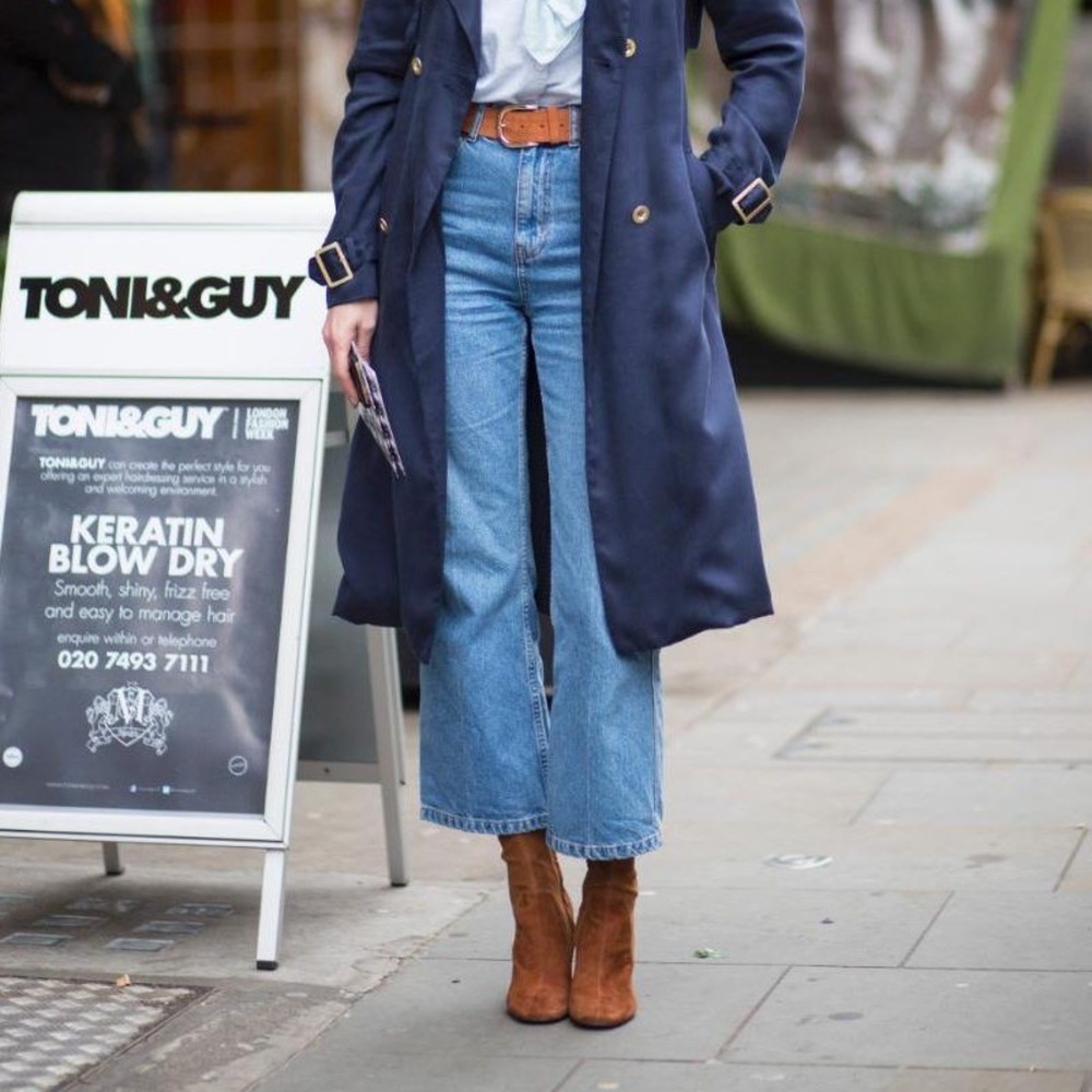 Madewell • Pleated Wide-Leg Jeans in Kinnon Wash